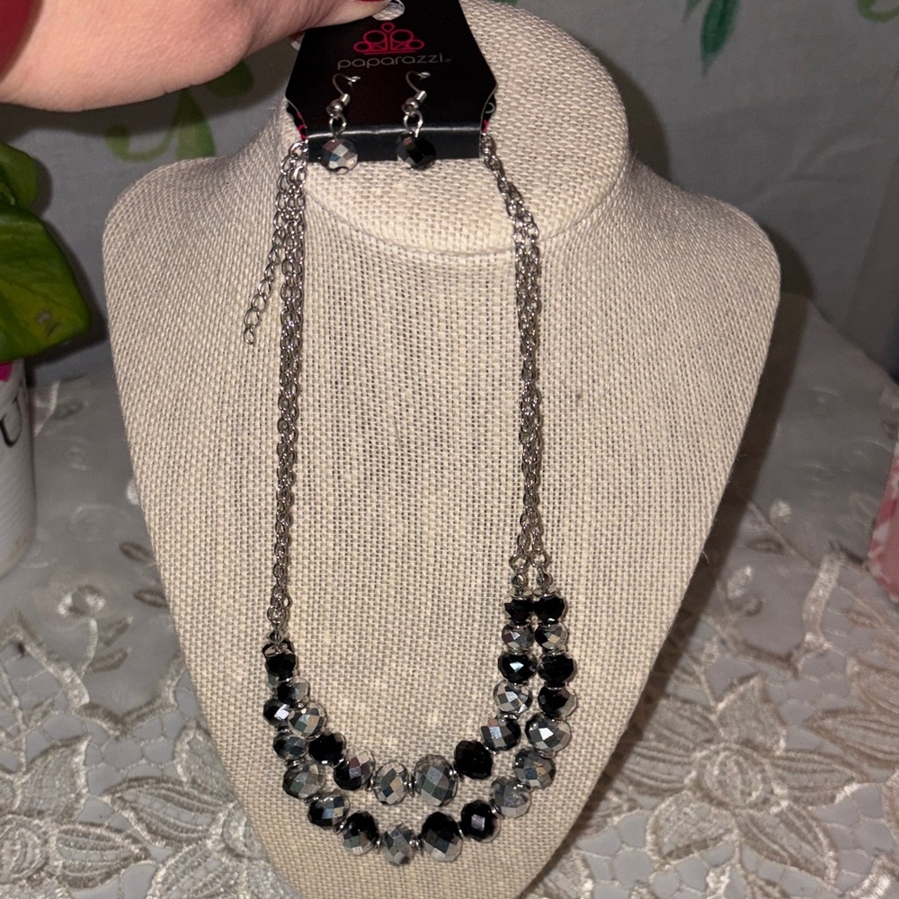 Paparazzi Dazzling Silver and Black Necklace Set